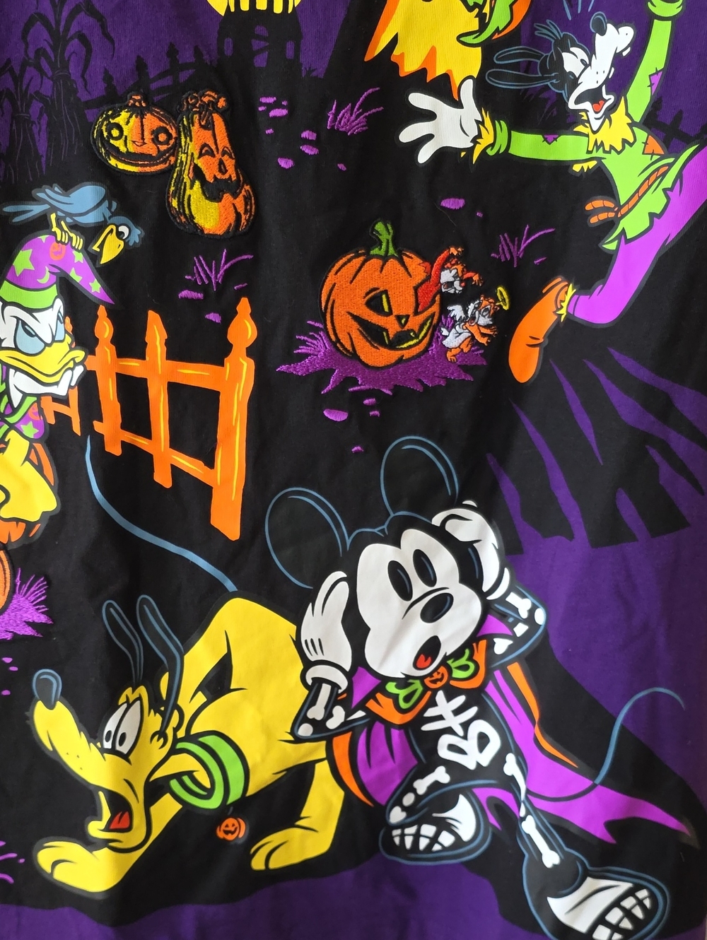 Disney Adult Halloween Cotton T-Shirt Mickey Donald Goofy Pluto Unisex Sz L NWT - Picture 12 of 16